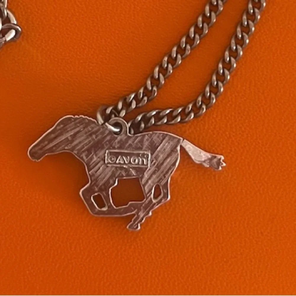 Avon Silver Horse Pendant Necklace 16”Unisex .